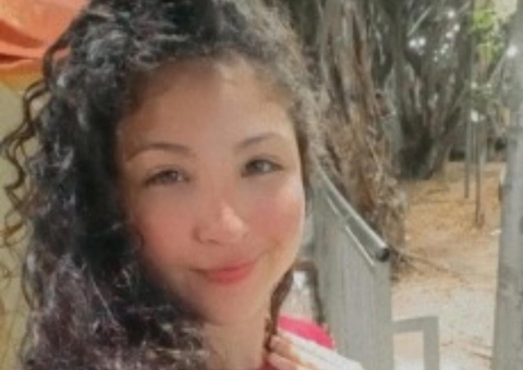 Mãe procura filha que desapareceu após conhecer homem na internet em Manaus