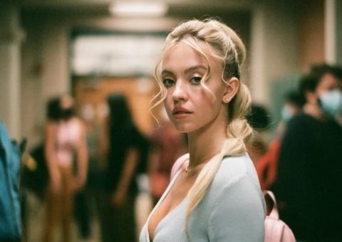 Sydney Sweeney, de 'Euphoria', é cancelada na internet após festa para a mãe