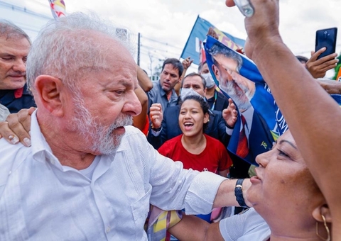 Após visita à Honda em Manaus, Lula diz que geração de emprego será prioridade em seu governo