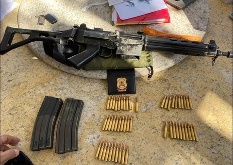 Fuzil é encontrado na casa de candidato a vice-governador durante operação da polícia