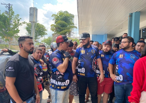 Revoltados, motoristas de aplicativo pedem justiça por assassinato de colega em Manaus