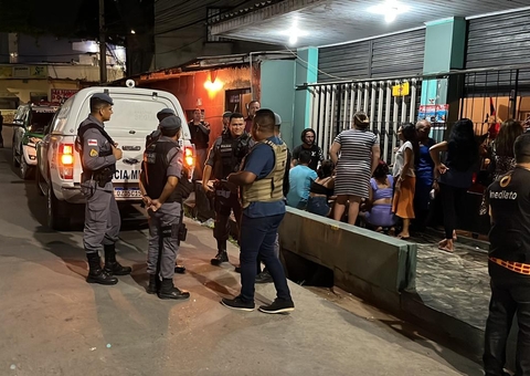 Travesti é assassinada a tiros dentro de casa em Manaus