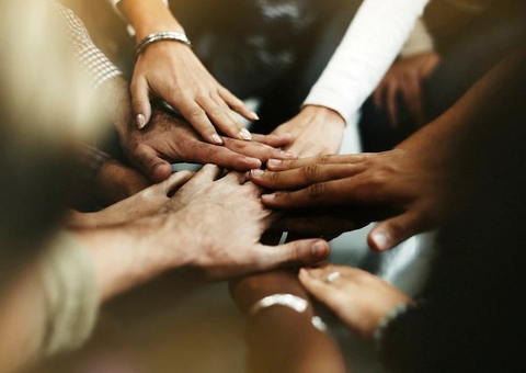 Cinco vantagens de contratar um time diverso para seu empreendimento