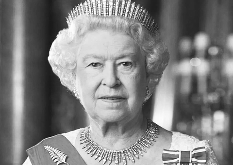 Cortejo funebre da Rainha Elizabeth 2ª arrasta multidão; enterro acontece dia 19