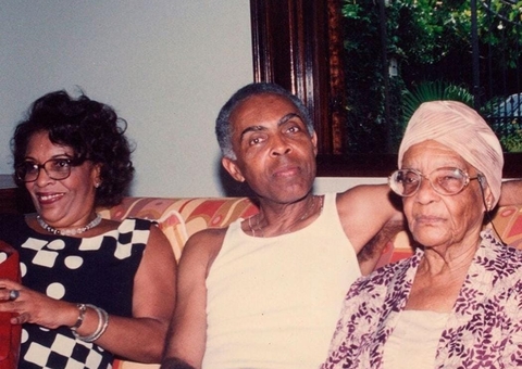 Morre Gildina Gil, irmã caçula do cantor Gilberto Gil