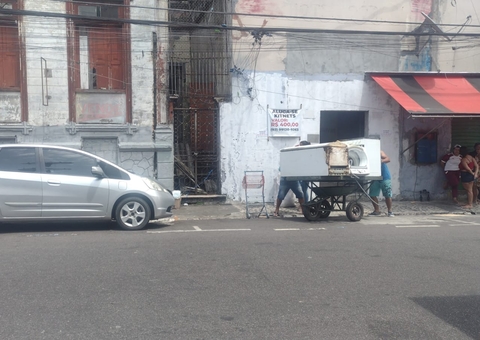 Facção expulsa moradores e ameaça atear fogo em 'prédio da morte' após crimes em Manaus