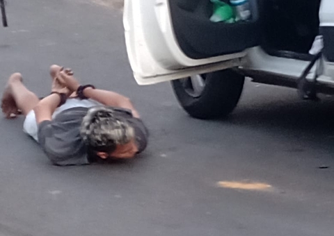 Suspeito de roubar carro é preso após troca de tiros com a polícia em Manaus