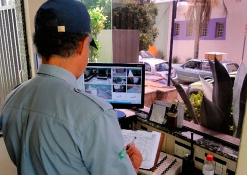 Empresa abre 40 vagas para agente de portaria em Manaus