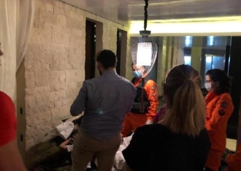 Mulher dá à luz durante exercício em academia