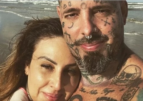 Esposa de Tico Santa Cruz é agredida por cinco homens