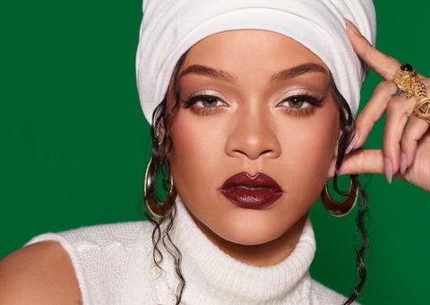 Rihanna irá se apresentar no Super Bowl em 2023 