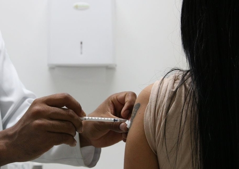 Brasil tem 6 mil novos casos e 30 mortes por covid-19 em 24 horas