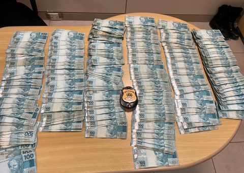 Irmã de candidata a deputada é flagrada pela PF com mala de dinheiro no aeroclube de Manaus