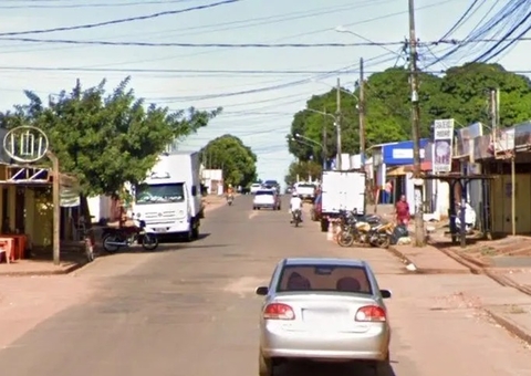 Policial é chamado de ‘macaco’ e agredido com chute durante ocorrência