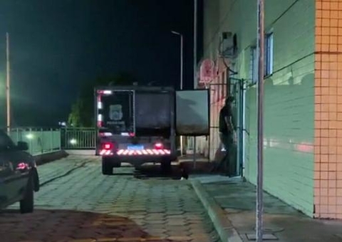 Homem morre após ser baleado na frente de fábrica em Manaus