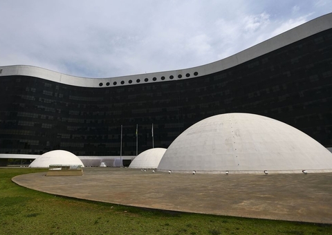 Assédio eleitoral é crime e será punido, diz presidente do TSE