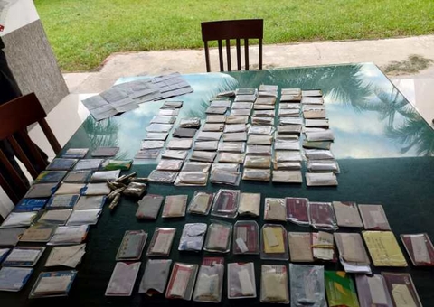 PF investiga se comerciantes no Amazonas 'travam' cartões do Auxílio Brasil em troca de empréstimos