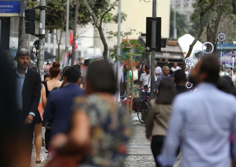 Covid-19: Brasil registra 3.883 casos e 65 mortes em 24 horas