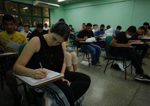 Mais de 50 mil candidatos iniciam provas do Vestibular da UEA neste domingo