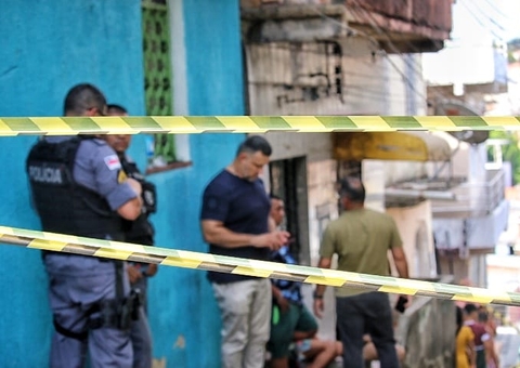 ‘Marreco’ é perseguido e morto a tiros em beco de Manaus