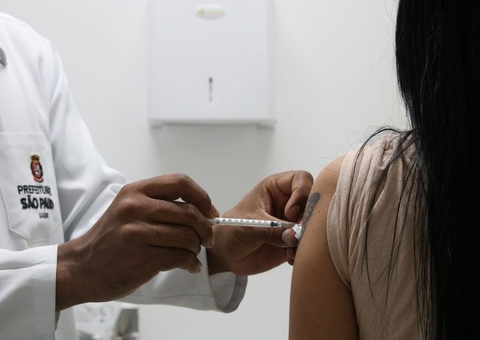 Com aumento de casos, técnicos pedem vacinas para impedir mutações de variantes da Covid