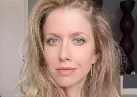 Gabriela Prioli lança livro sobre ideologias e conta como virou professora de Anitta