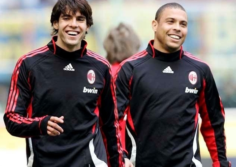 'No Brasil, Ronaldo é só mais um gordo andando pela rua', critica Kaká