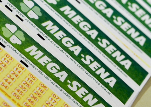 Nenhum apostador acerta Mega-Sena e prêmio acumula em R$ 135 milhões