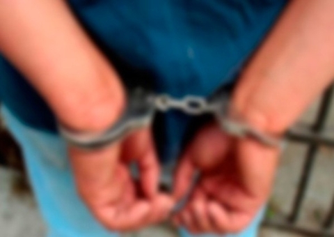 Homem é preso por ameaçar de morte a própria mãe em Manaus