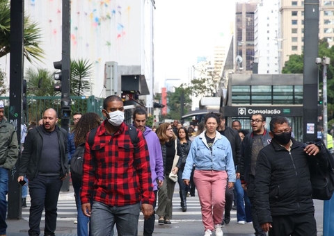 Brasil registra 54.493 novos casos de covid-19 nas últimas 24 horas