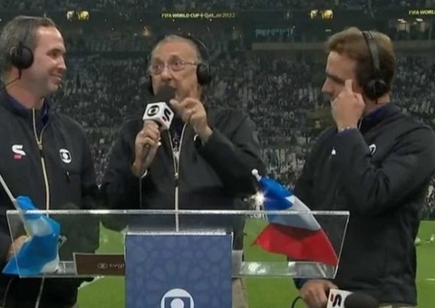 Galvão se emociona em despedida das narrações da Copa do Mundo