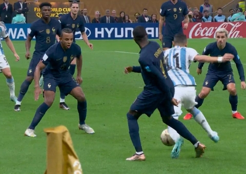 Internautas ironizam pênalti da Argentina contra França: 'mandrake'