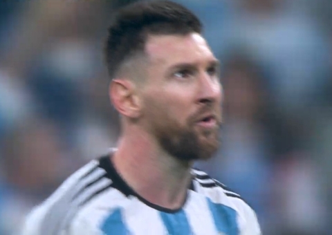 Na prorrogação, Messi marca gol e Argentina vai vencendo a França