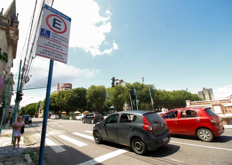Justiça suspende reajuste do Zona Azul em Manaus