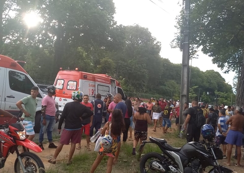 Motociclista morre em acidente após perder o controle e bater em árvore em Manaus