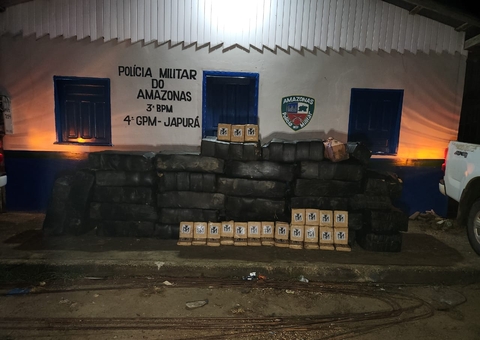 Criminosos trocam tiros com a polícia e abandonam mais de 1 tonelada de drogas em ilha no Amazonas