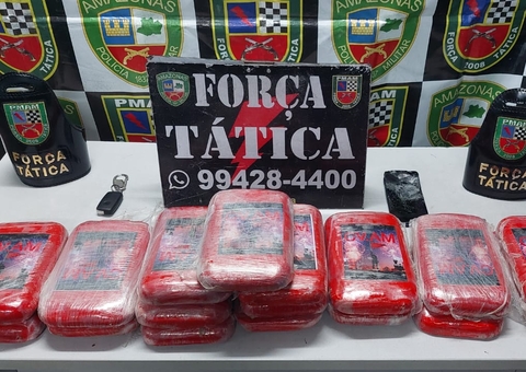 Homem é preso com drogas marcadas com nome de facção em Manaus