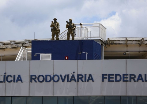 Flávio Dino recua de nomeação e anuncia novo comandante da PRF