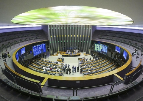 PEC da Transição é aprovada na Câmara dos Deputados