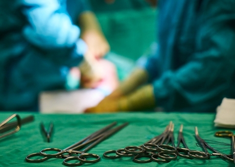 Hospital é condenado após remover pênis de paciente por engano: 'tenho ódio'