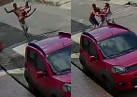 Vídeo mostra homem esfaqueando vizinho durante briga em Manaus; Ele foi preso