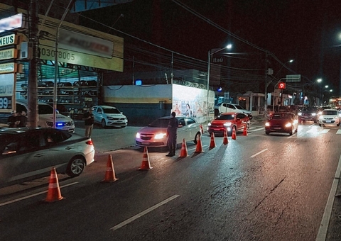 Mais de 70 motoristas foram flagrados dirigindo bêbados durante o Natal em Manaus