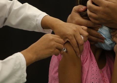 Brasil registra 66 mil novos casos de covid-19 em 24 horas