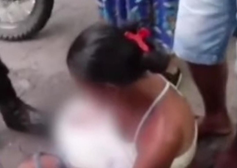 Grávida dá à luz em calçada após ser liberada de hospital