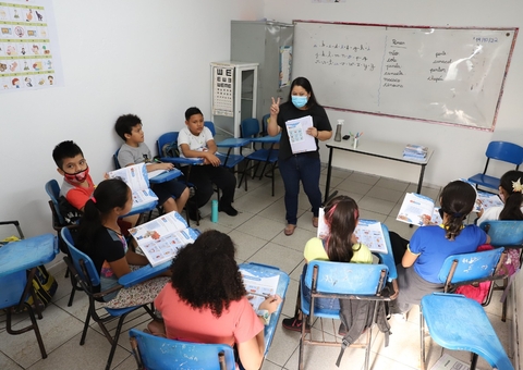 Mais 63 professores selecionados pelo PSS são convocados pela Semed em Manaus
