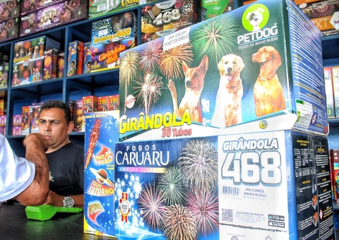 Fogos de artifício silenciosos são procurados para Réveillon em Manaus