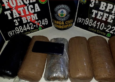 Jovens são presos com drogas durante viagem de barco no Amazonas