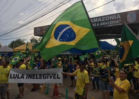 Em Manaus, bolsonaristas em frente ao CMA pedem intervenção militar para saída de Lula; vídeo