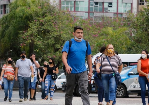 Brasil registra 19 mil novos casos de covid-19