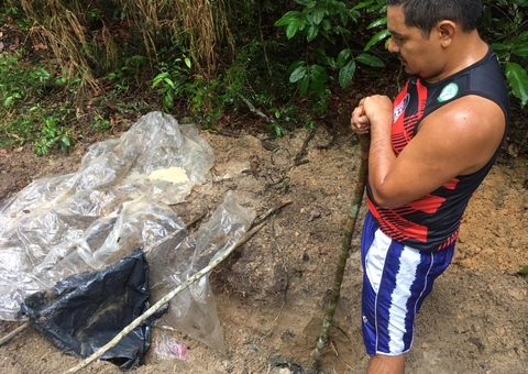 Família achou corpo de jovem em cova rasa após receber ligação anônima em Manaus